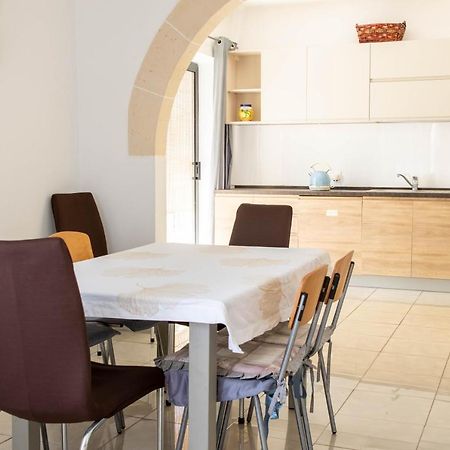 Spacious 3-Bedroom Apartment 30 Seconds From Sea Marsaskala Zewnętrze zdjęcie