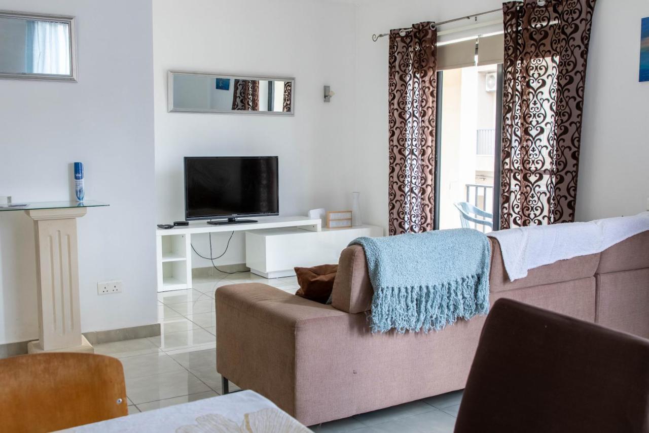 Spacious 3-Bedroom Apartment 30 Seconds From Sea Marsaskala Zewnętrze zdjęcie