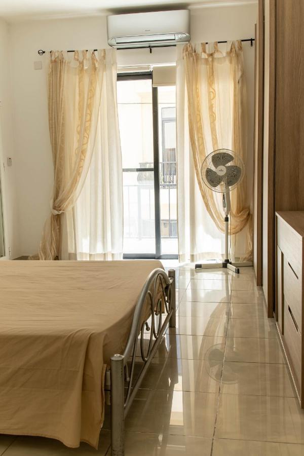 Spacious 3-Bedroom Apartment 30 Seconds From Sea Marsaskala Zewnętrze zdjęcie